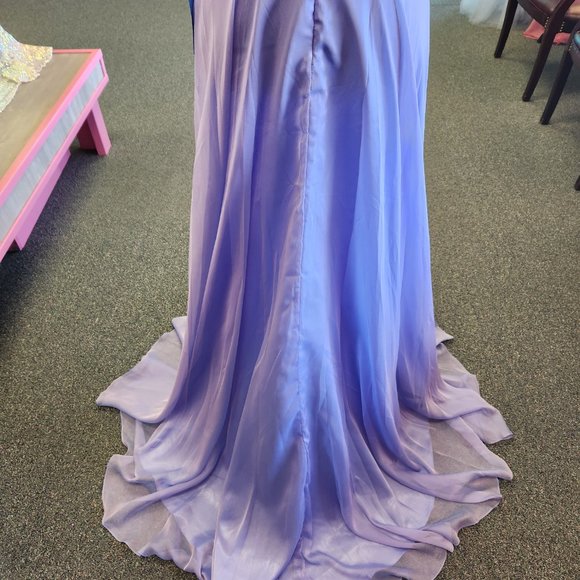 Joli 1021 Lilac Size 6 Prom/Evening Formal - Picture 6 of 6